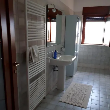 Porta Del Gargano Bed and Breakfast 3*