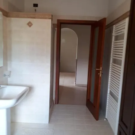 Porta Del Gargano Bed and Breakfast 3*