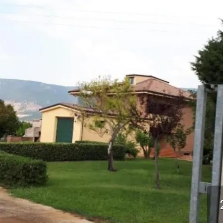 Porta Del Gargano Bed and Breakfast 3*